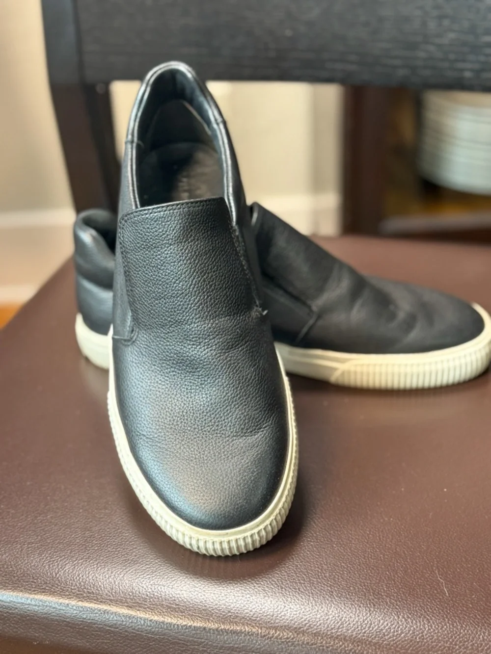 Vince Slip-On Sneakers Black Leather Casual Shoes Women’s Size 9.5